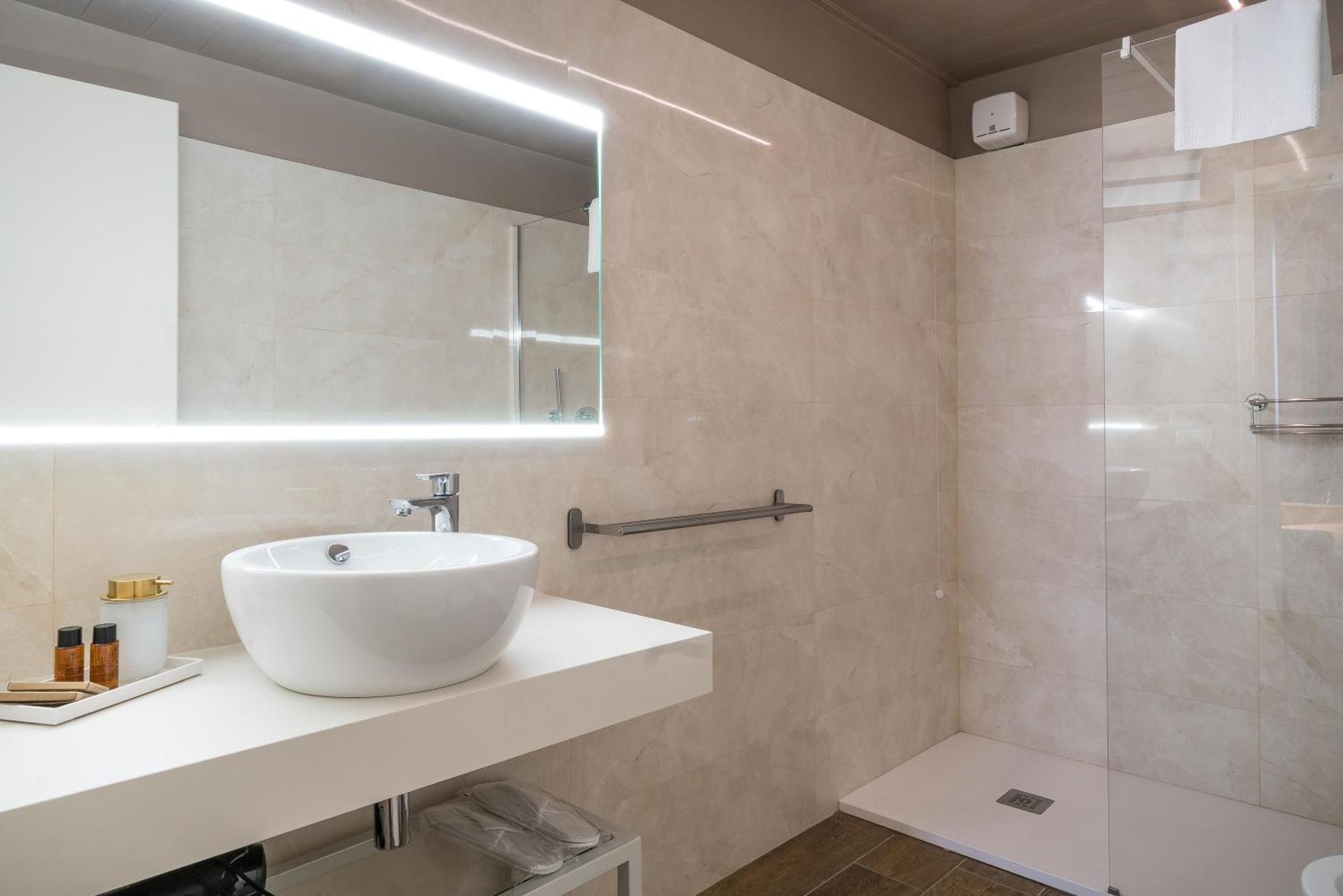 Gogo' Petit Hotel Florens Exteriör bild